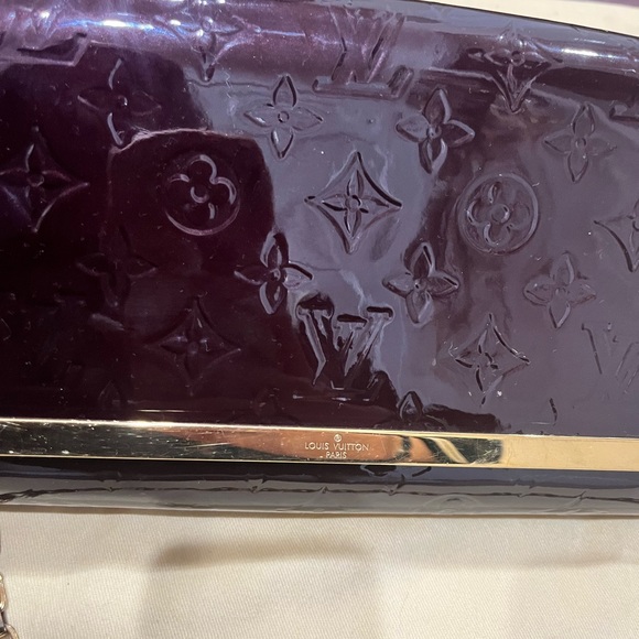 Louis Vuitton Monogram Vernis Ana Clutch - Picture 6 of 11